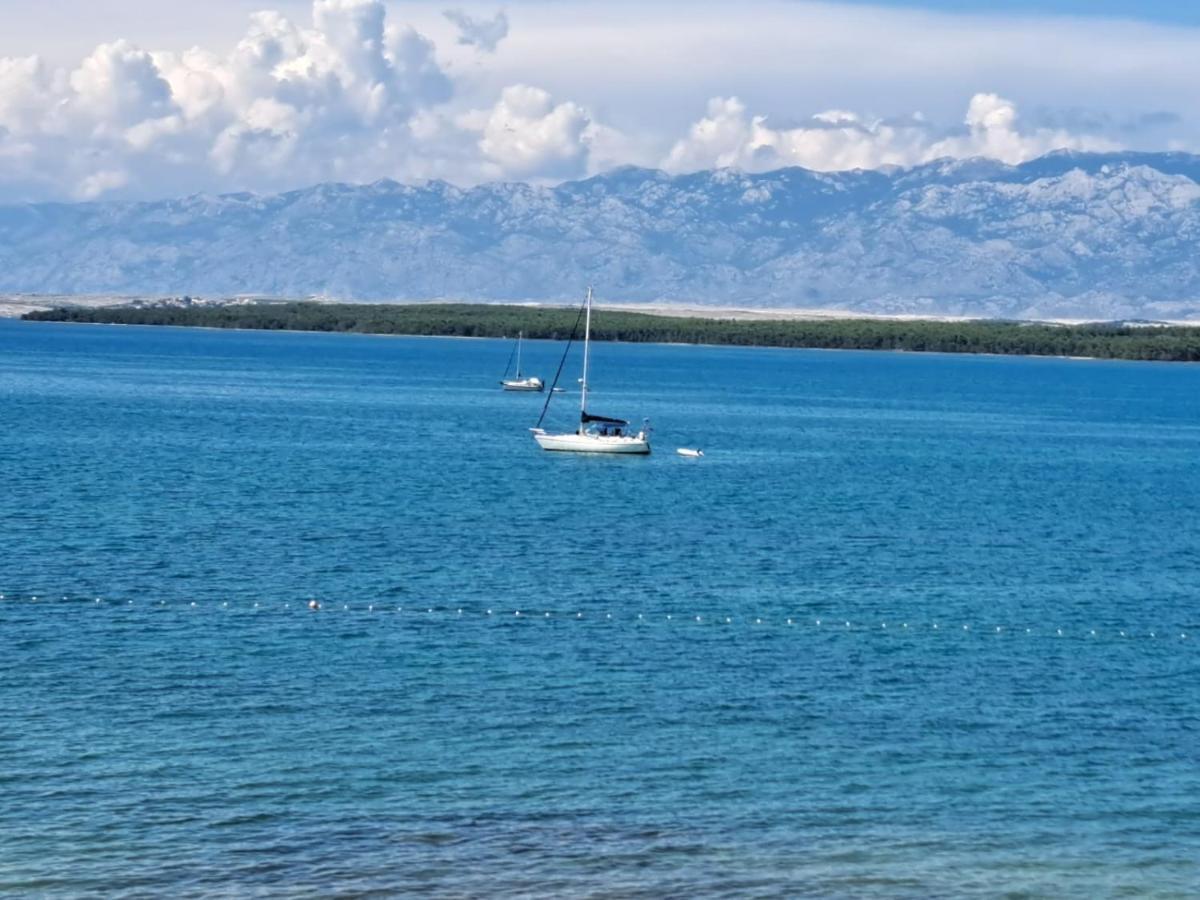 B & R Summer Breeze Apartments Nin Esterno foto