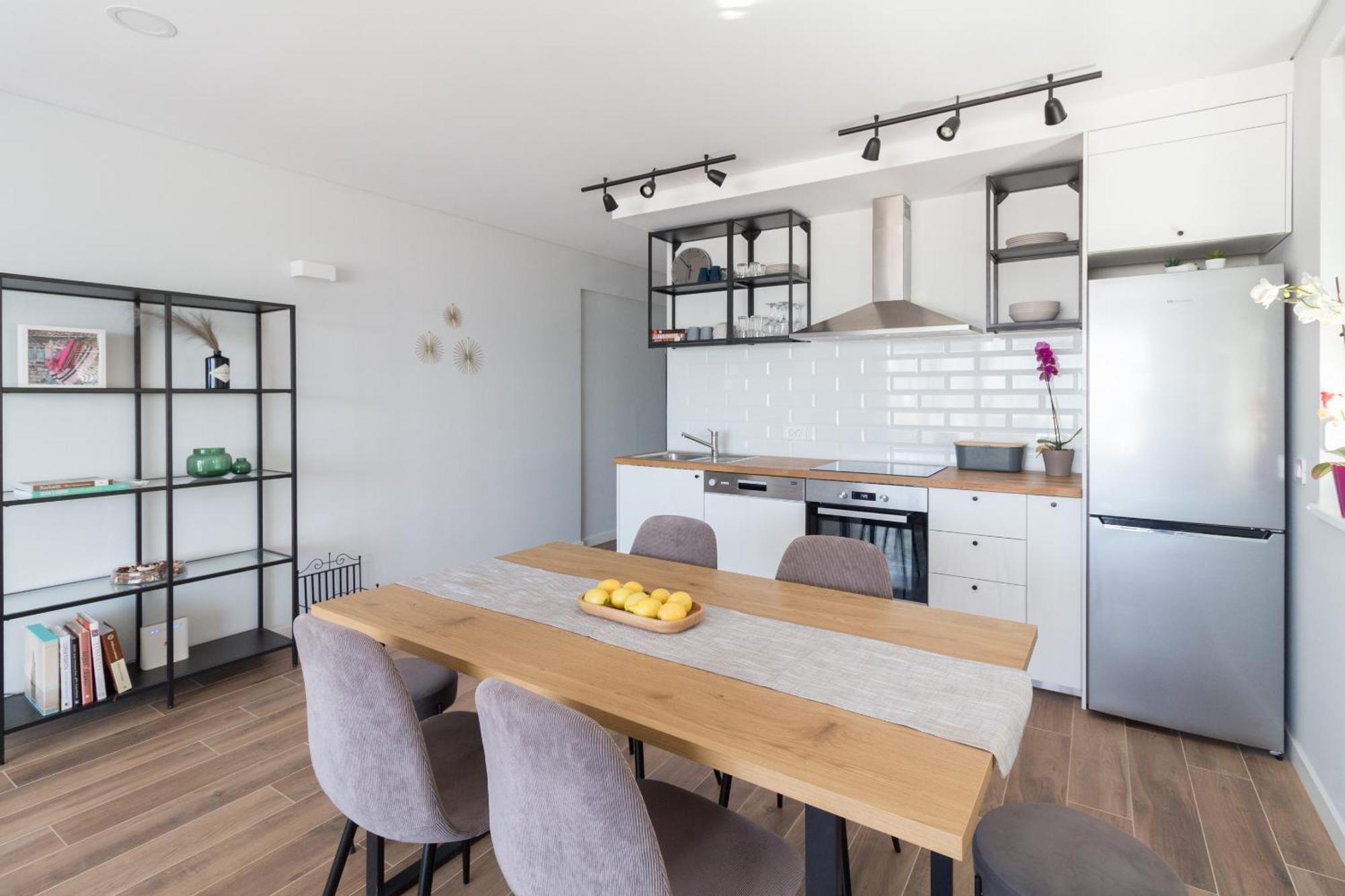 B & R Summer Breeze Apartments Nin Esterno foto